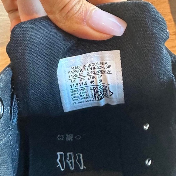 All Star Black Converse - Picture 5 of 5